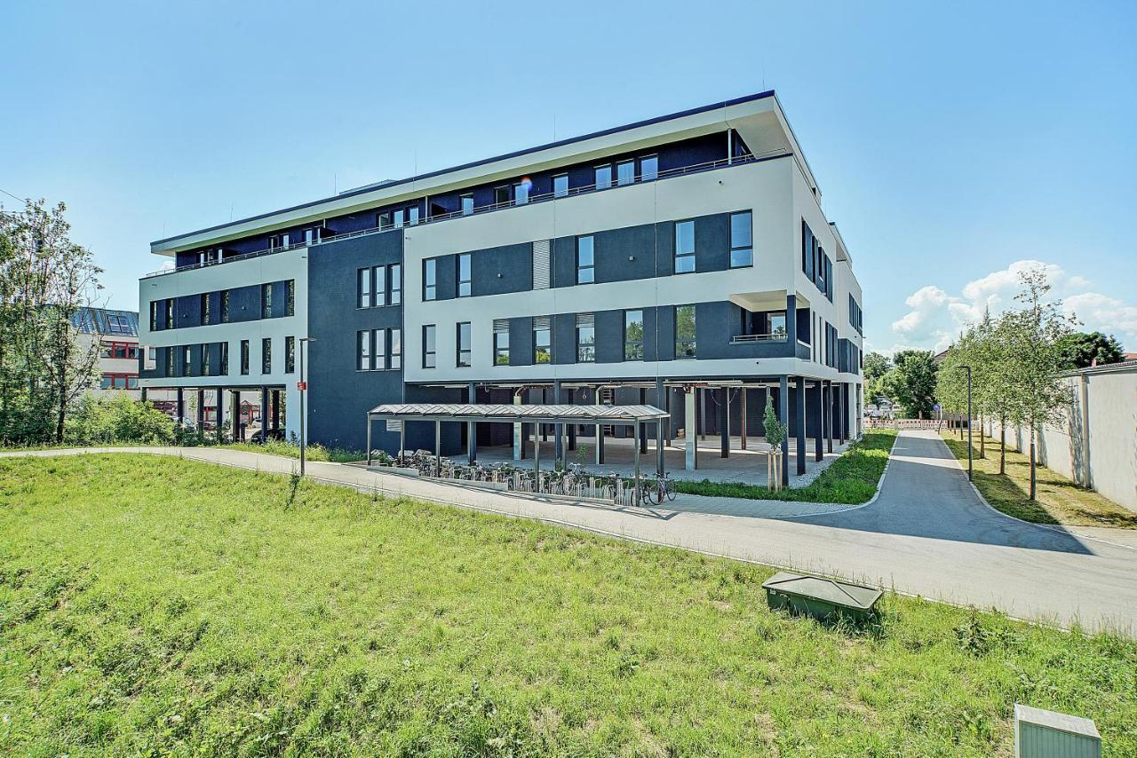 Bright: Rosenheim Aicherpark Luaran gambar
