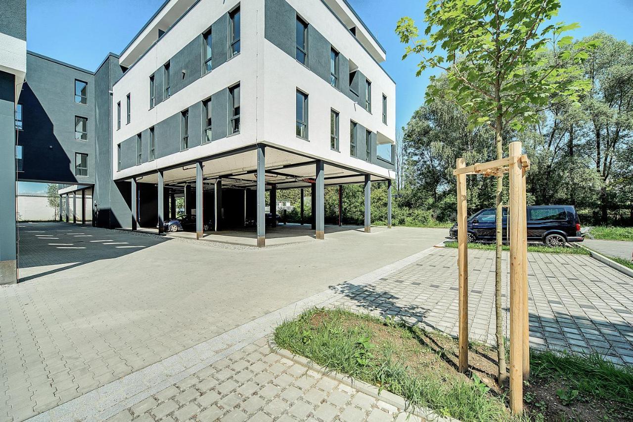 Bright: Rosenheim Aicherpark Luaran gambar